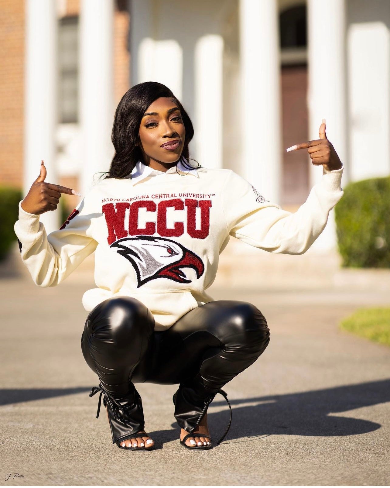 NCCU | CREAM 23 ARCH (Chenille )  UNISEX SWEATSHIRT (aja)