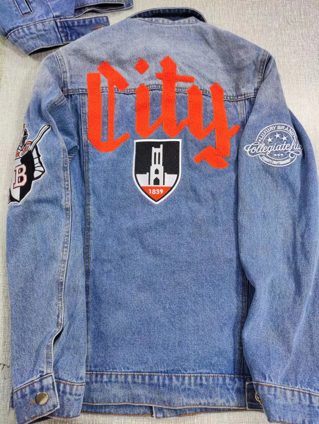 CITY COLLEGE  |  Vintage DENIM JKT