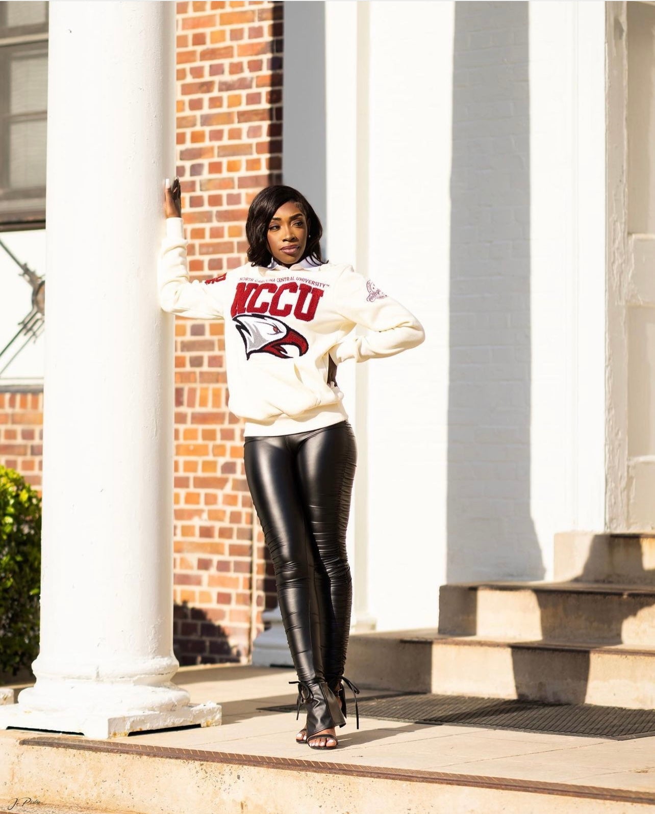 NCCU | CREAM 23 ARCH (Chenille )  UNISEX SWEATSHIRT (aja)