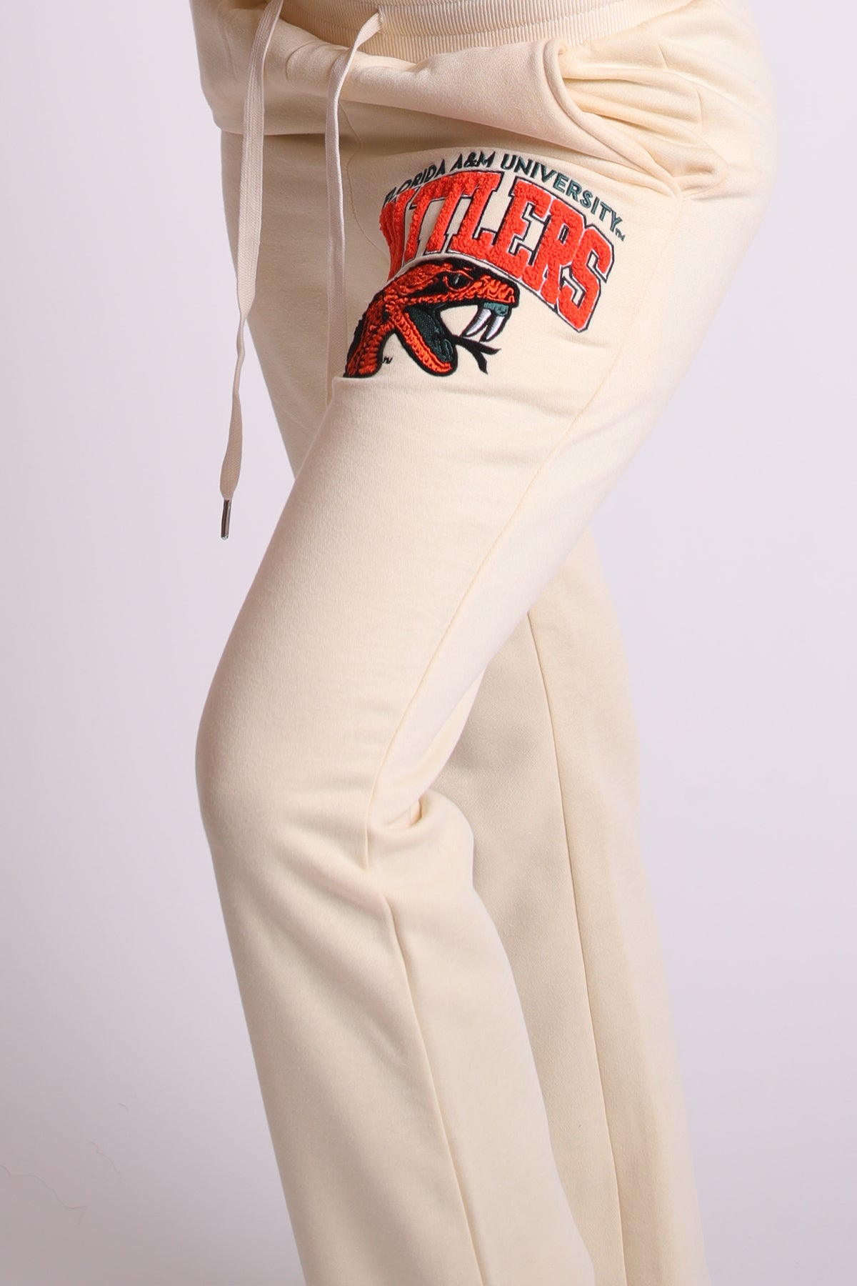 FAMU | Rattlers CREAM Chenille Flare Pants Set (a**
