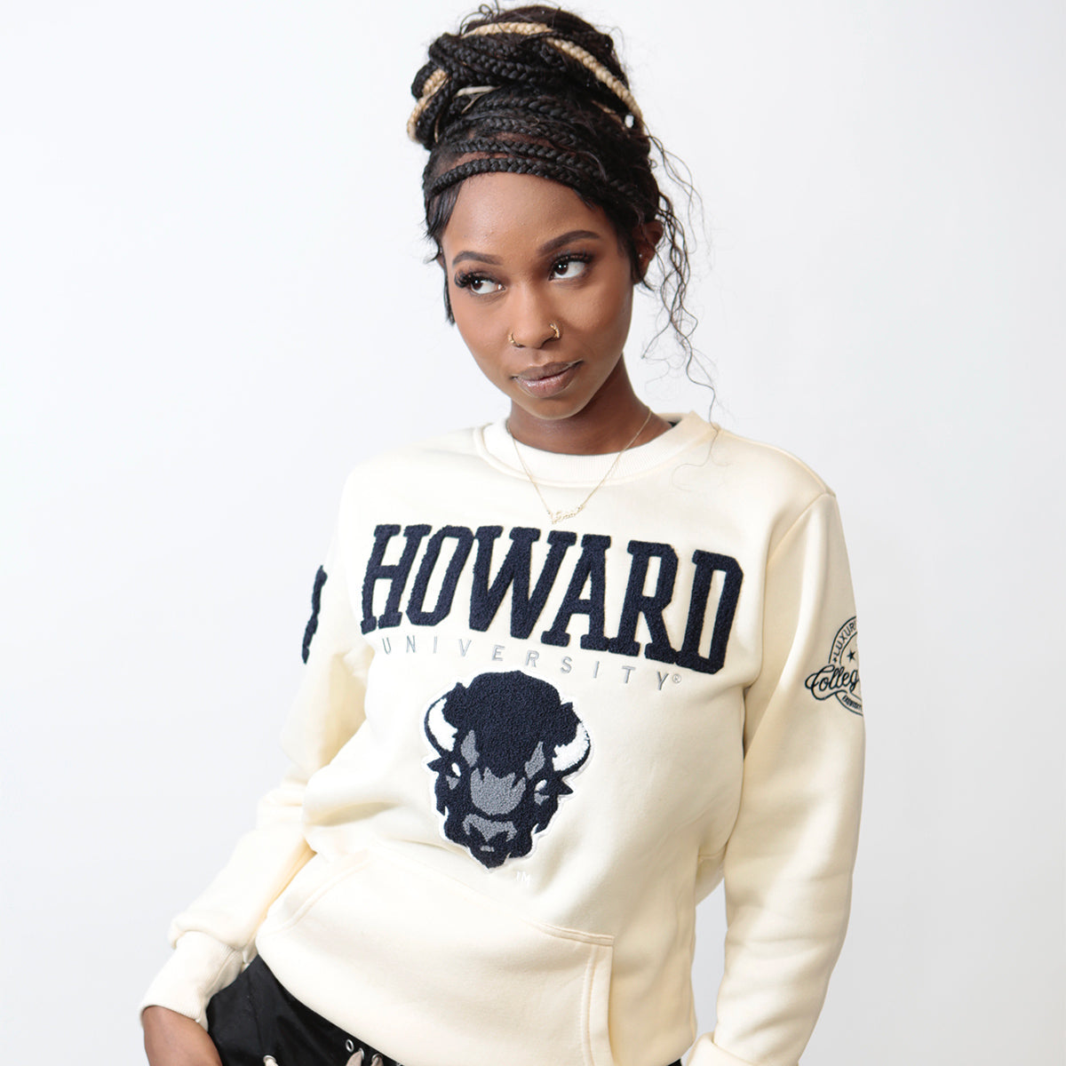 HOWARD | BISON Chenille Cream | Unisex Sweatshirt  (a**