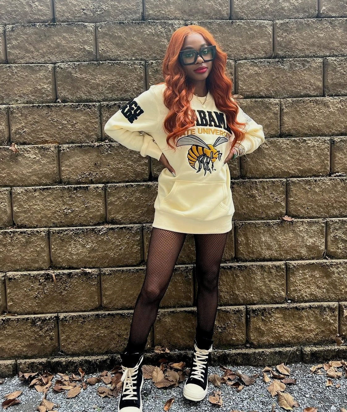 ALABAMA State. | Cream Chenille LOGO |  Unisex Sweatshirt