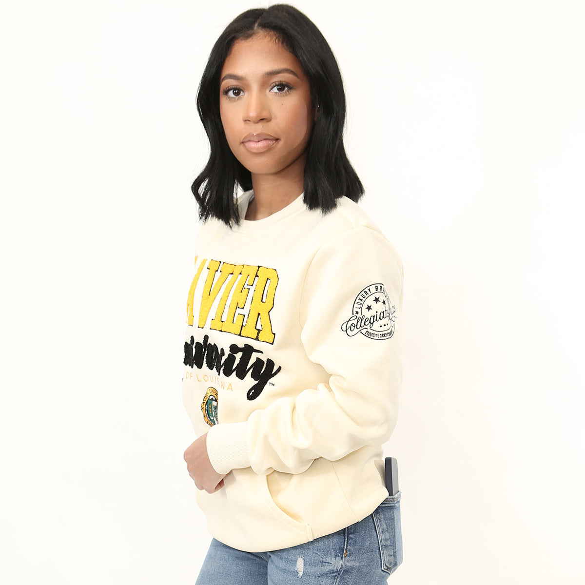 Xavier CREAM (Chenille) | UNISEX SWEATSHIRT (a**