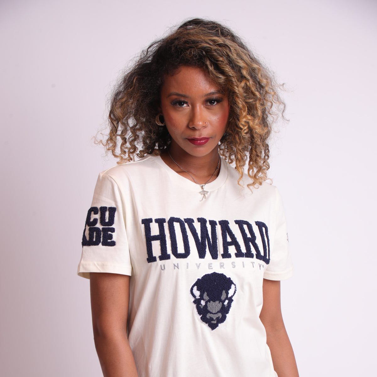 HOWARD Univ. | LOGO Chenille Cream Tees (a**