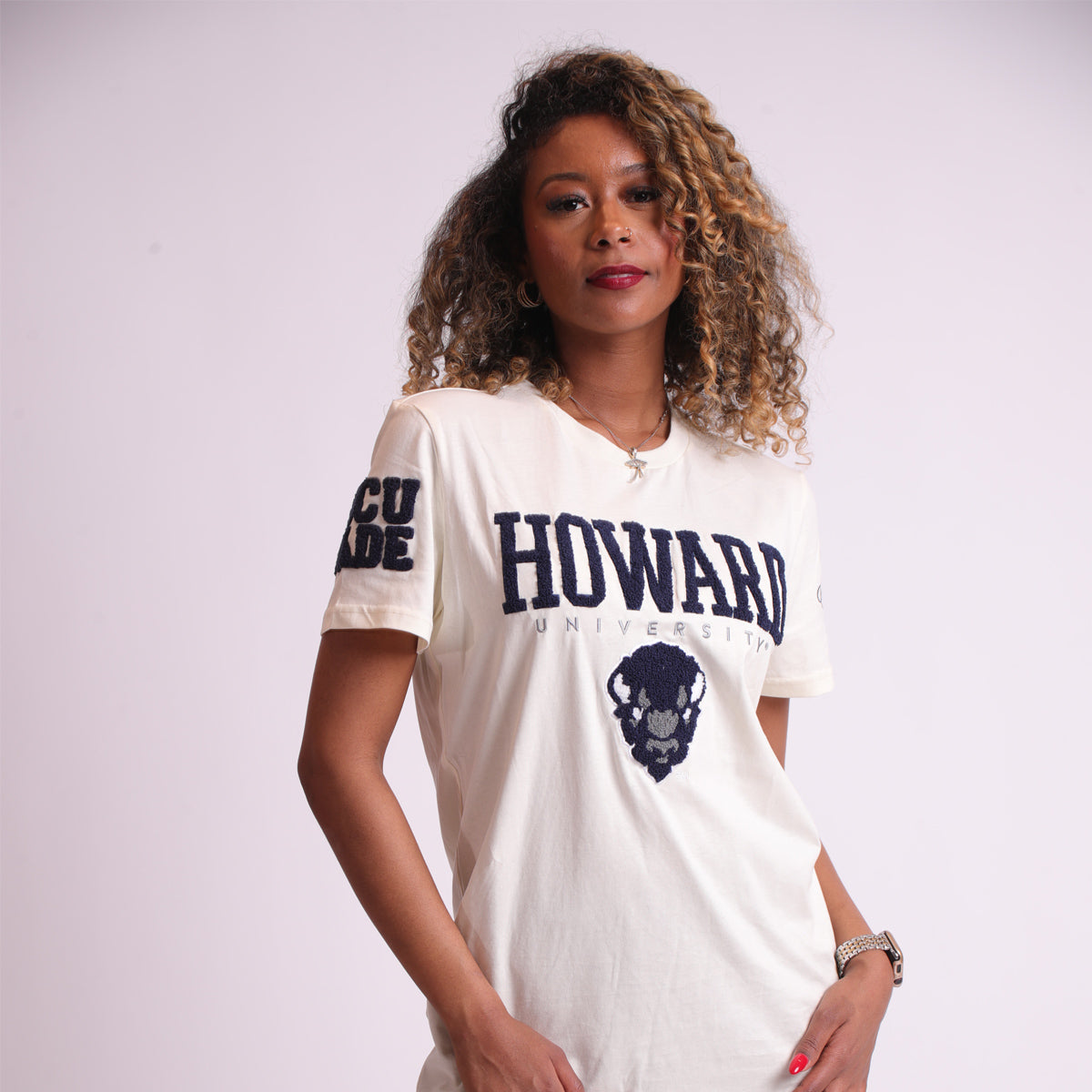 HOWARD Univ. | LOGO Chenille Cream Tees (a**