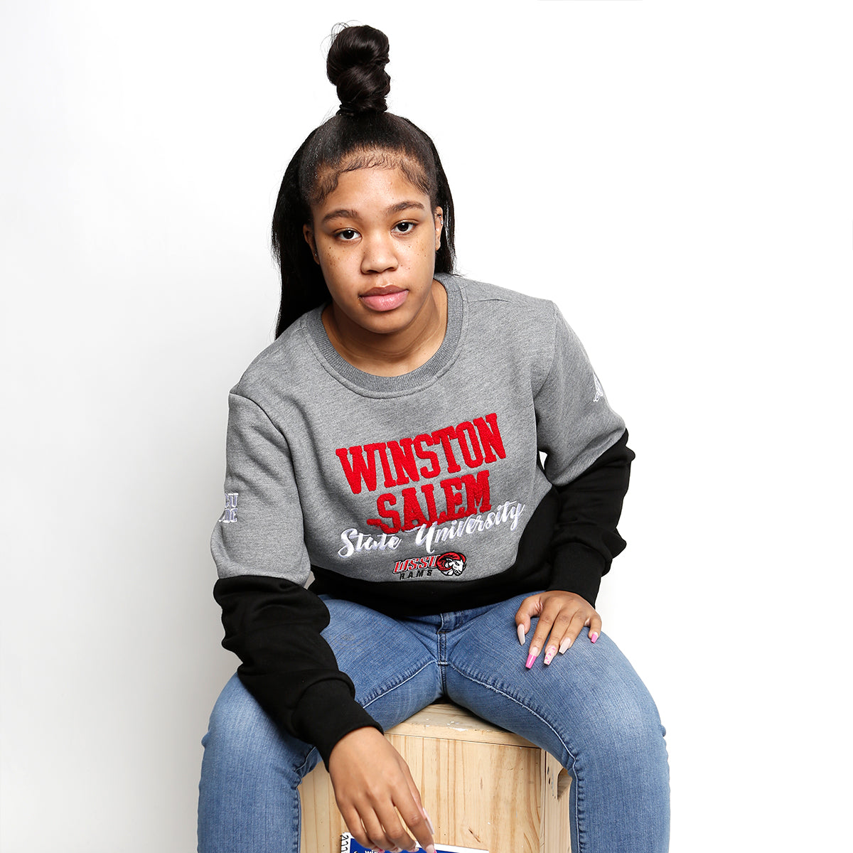 WSSU  | THE GRAD | GRAY & BLACK UNISEX SWEATSHIRT