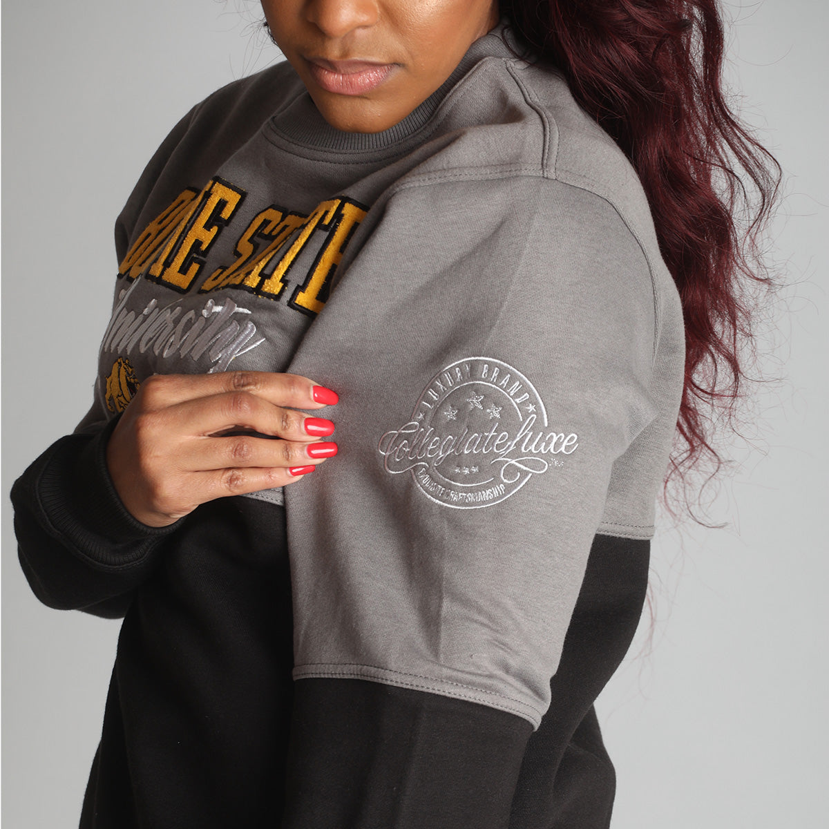 BOWIE ST | THE GRAD | GRAY & BLACK Unisex Sweatshirt