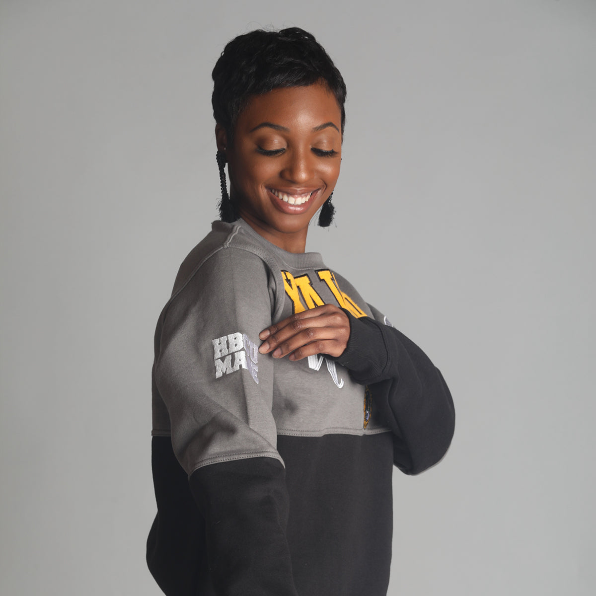 Xavier University | THE  GRAD | GRAY & BLACK UNISEX SWEATSHIRT