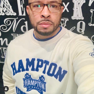 Hampton U | Vintage CREAM (Chenille) ARCH Unisex Sweatshirt (aja)